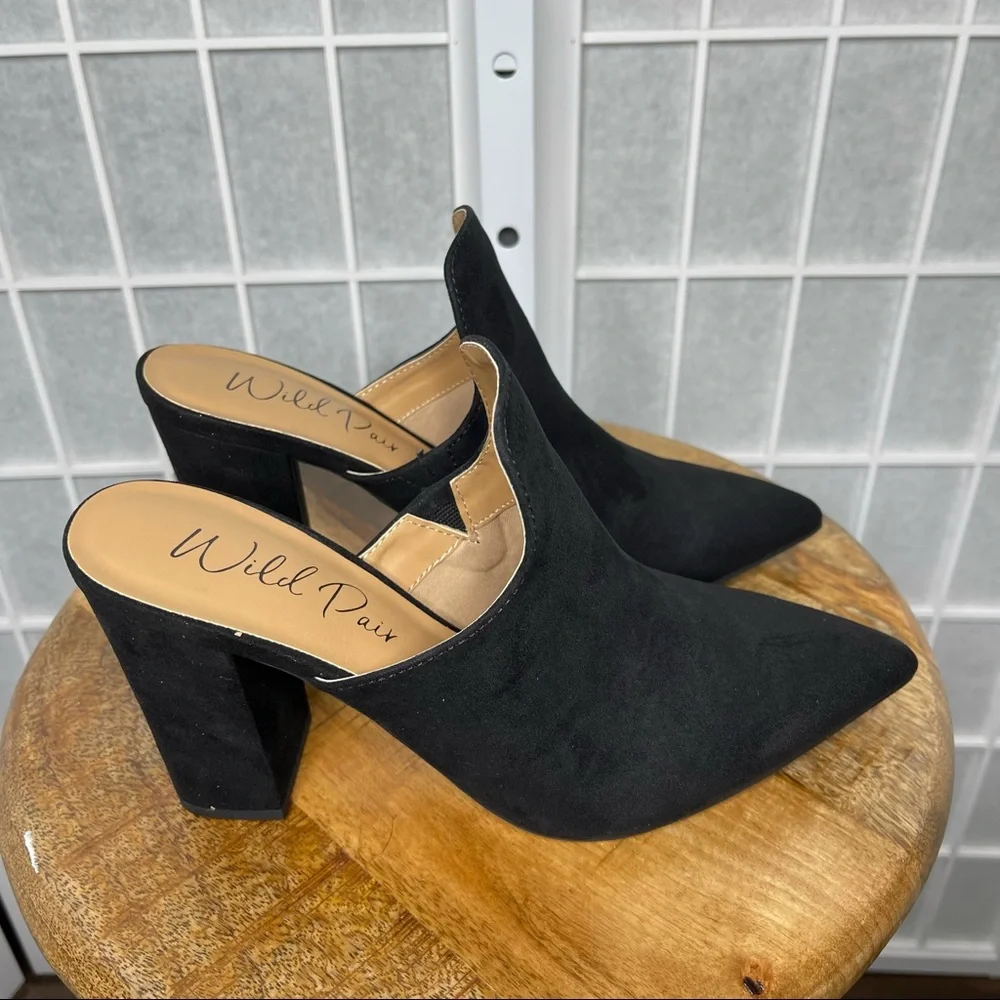 Wild Pair Women’s Black Carlitaf Shoes - Picture 1 of 8